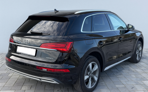 Audi Q5 2.0L MHEV quattro S tronic 2021